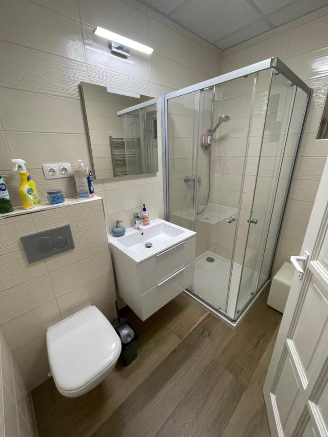 Regina Delux Apartman 久洛 外观 照片