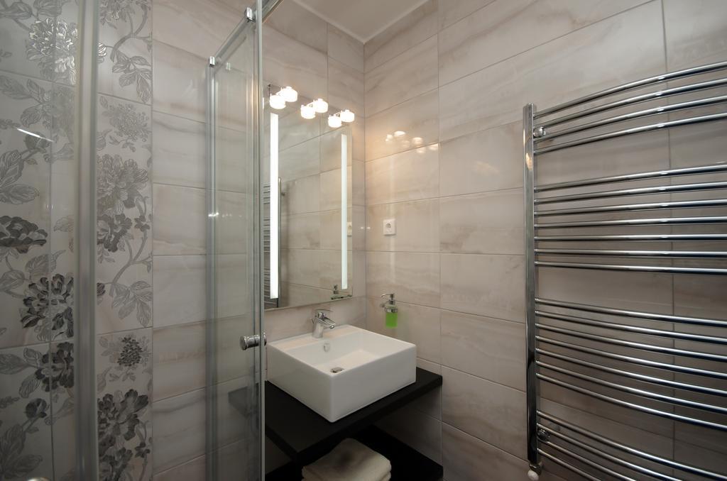 Regina Delux Apartman 久洛 外观 照片