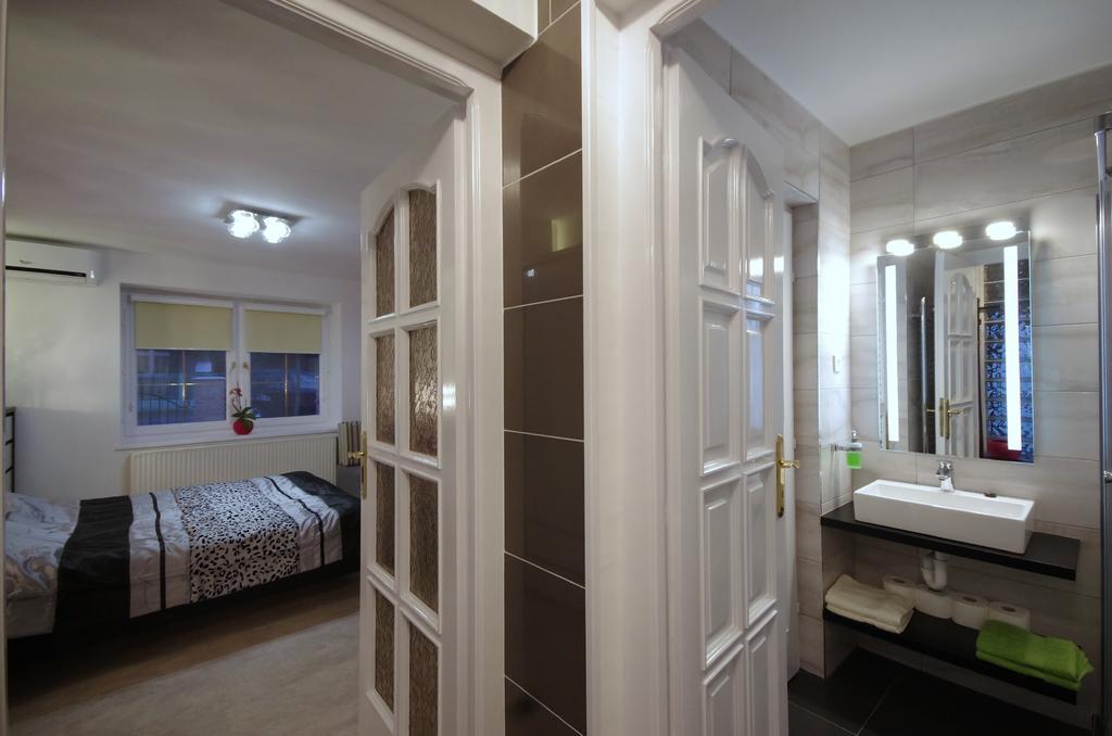 Regina Delux Apartman 久洛 外观 照片